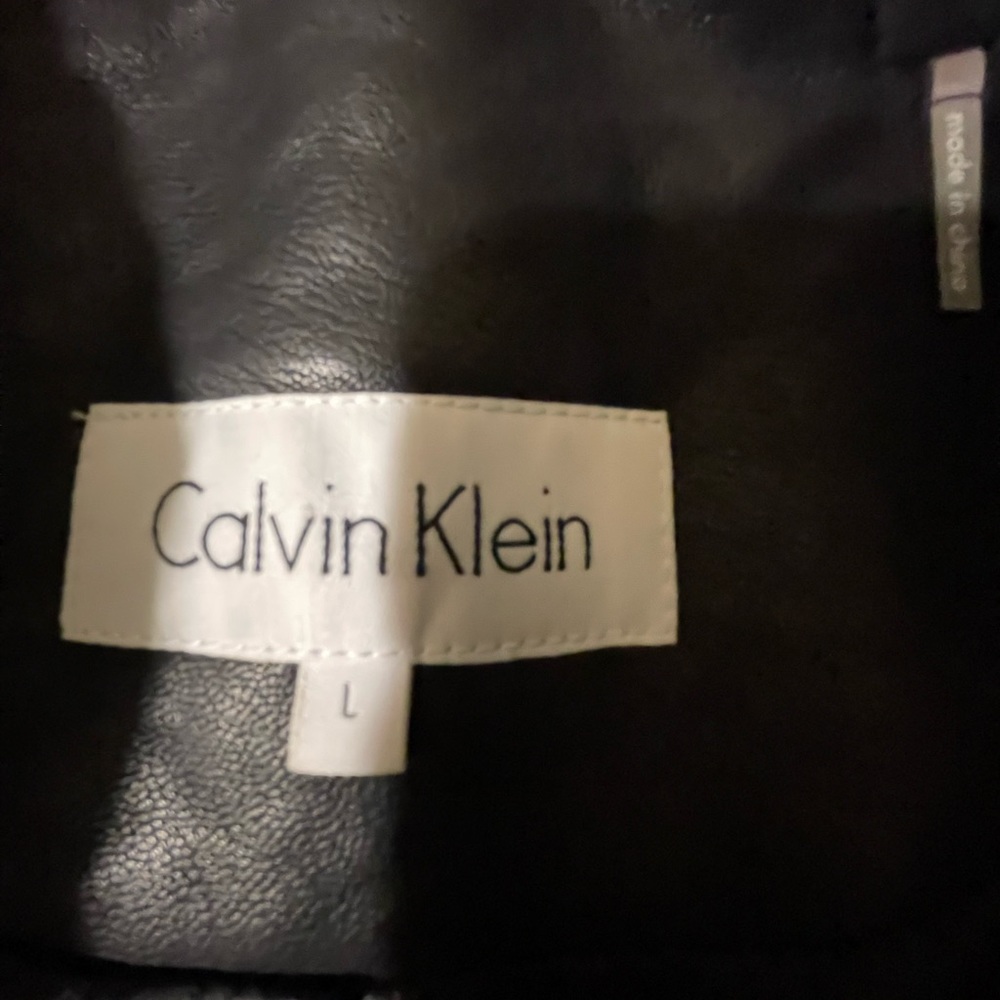 Calvin Klein coat wool and leather. Only worn 1 time.